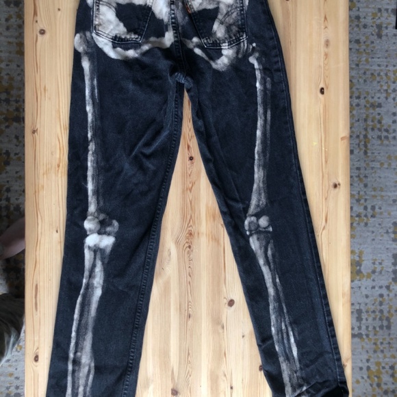 Vintage Black Levis jeans 634 Orangetag y2k handpainted skeleton bleach design - Picture 6 of 6
